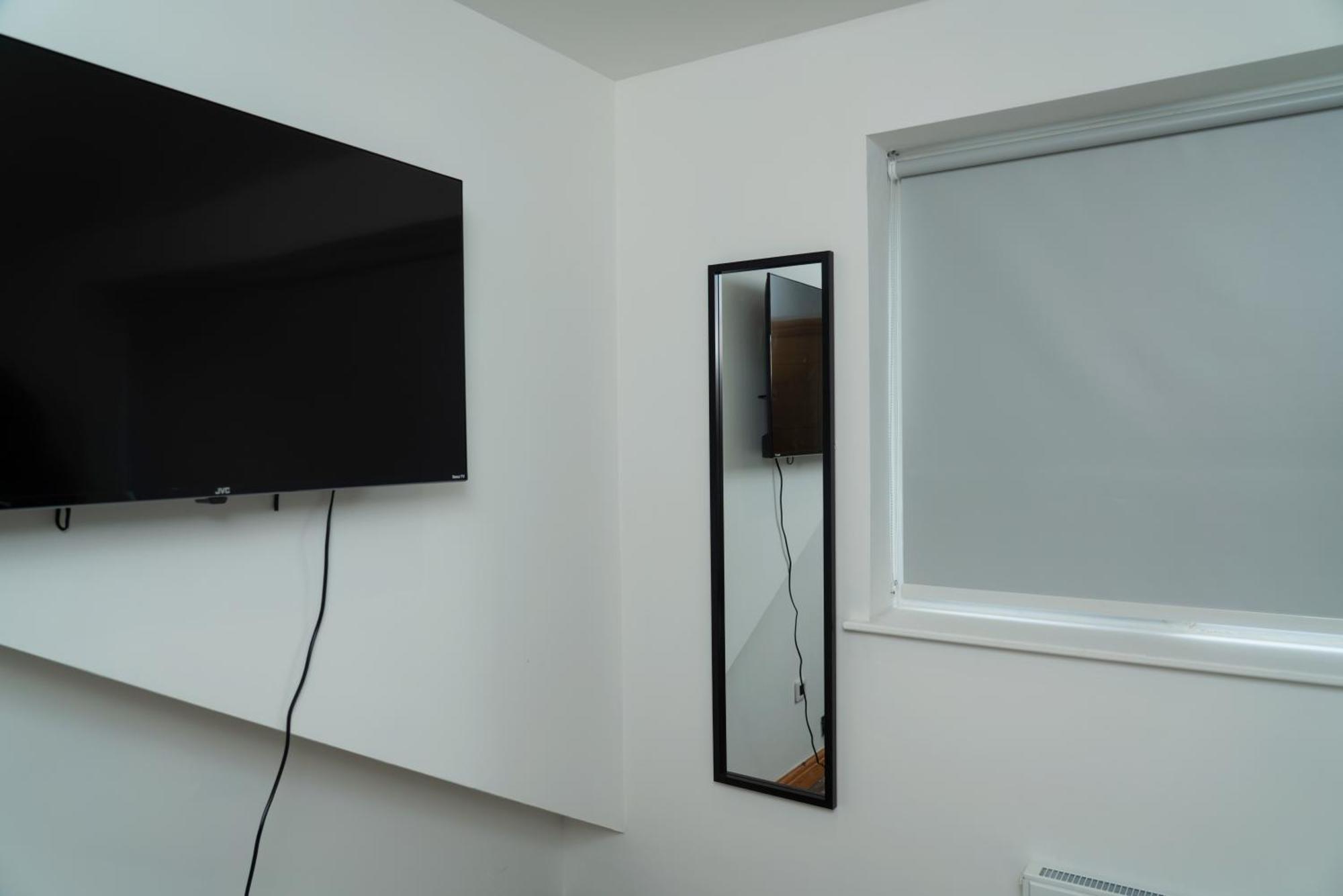 Double Bedroom Near Etihad And Coop Live With Free Parking, Shared Kitchen & Bathroom - Including Free 1-Hour Early Check-In Or Late Check-Out For Bookings Until July Manchester Eksteriør bilde