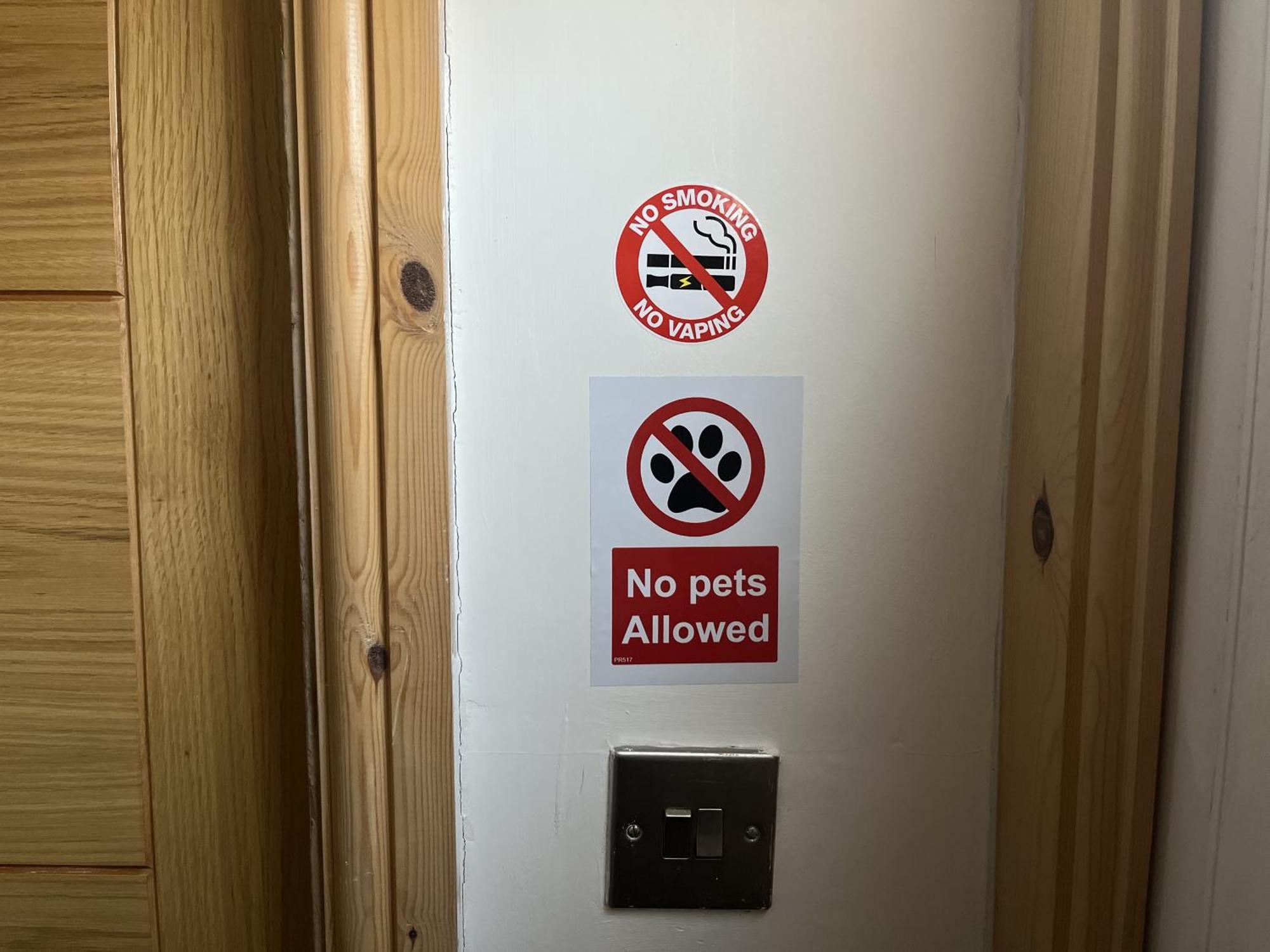 Double Bedroom Near Etihad And Coop Live With Free Parking, Shared Kitchen & Bathroom - Including Free 1-Hour Early Check-In Or Late Check-Out For Bookings Until July Manchester Eksteriør bilde